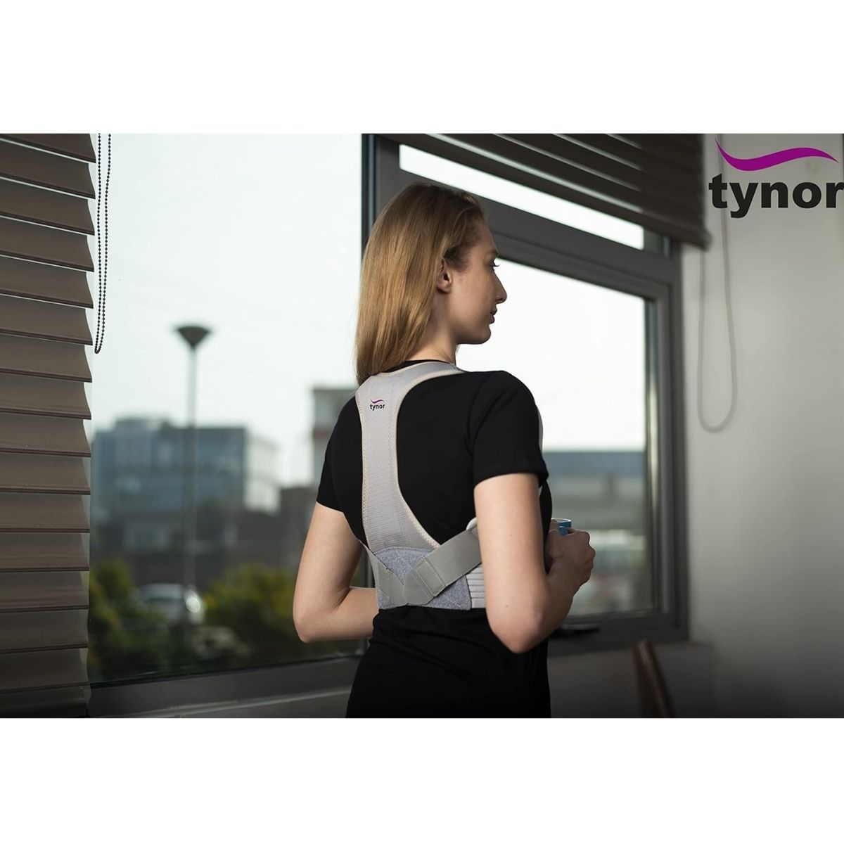Corrector Postura Tynor Ajustable Uso Diario Preventivo