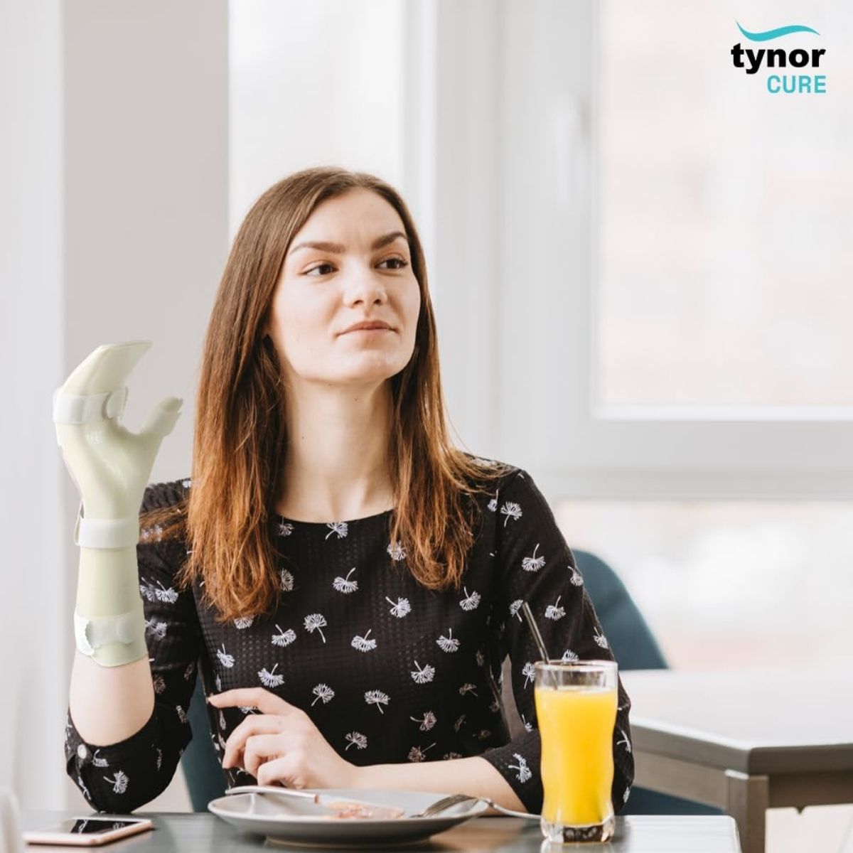 Férula Mano Tynor Posicionamiento Derecha Moldeada Reposo