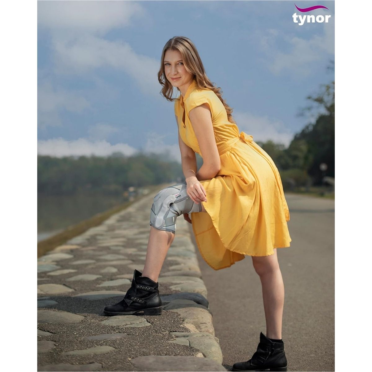 Rodillera Valgus y Varus Tynor Neopreno Izq/Der Comodo