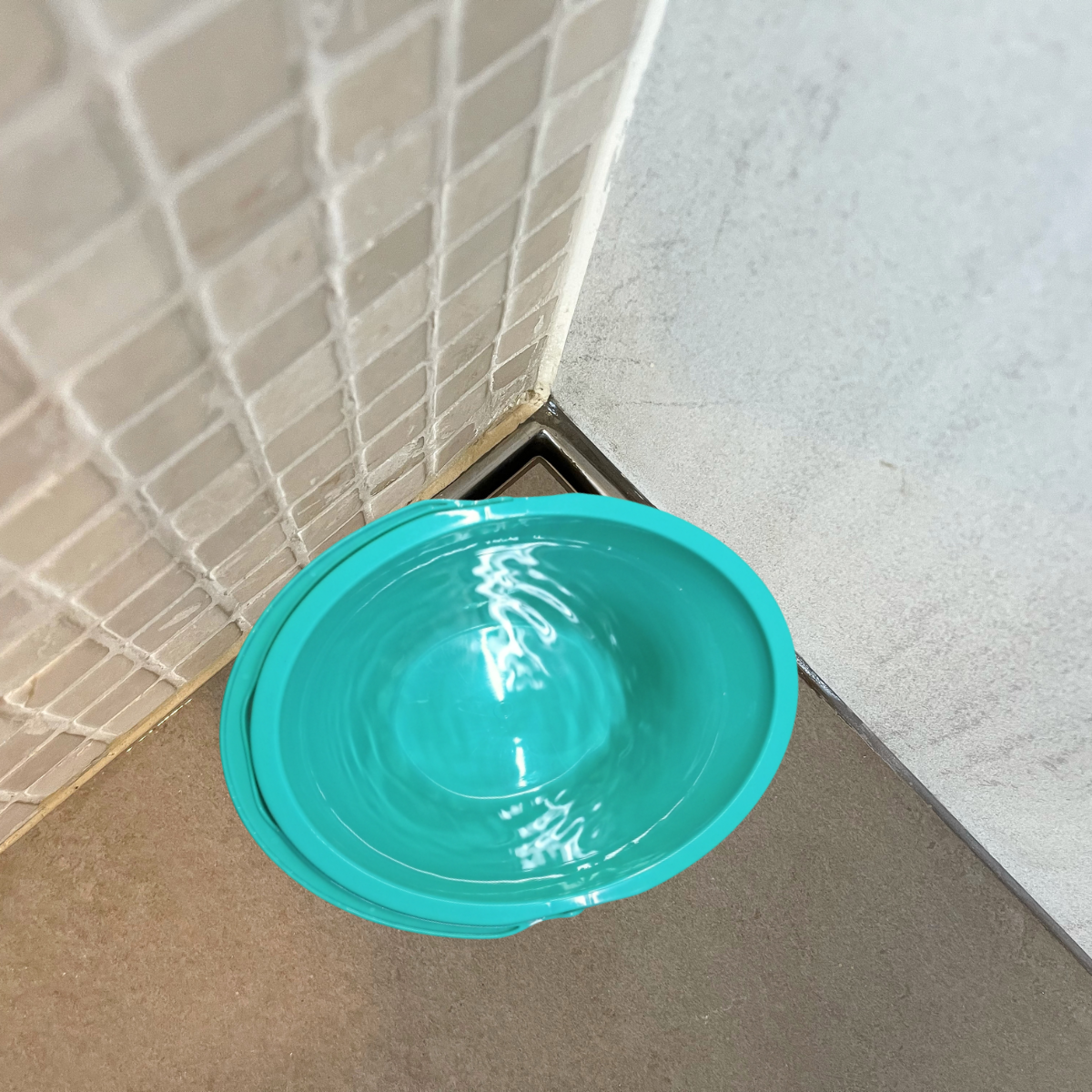 Comodo Con Tapa Tynor Recipiente Para baño o silla