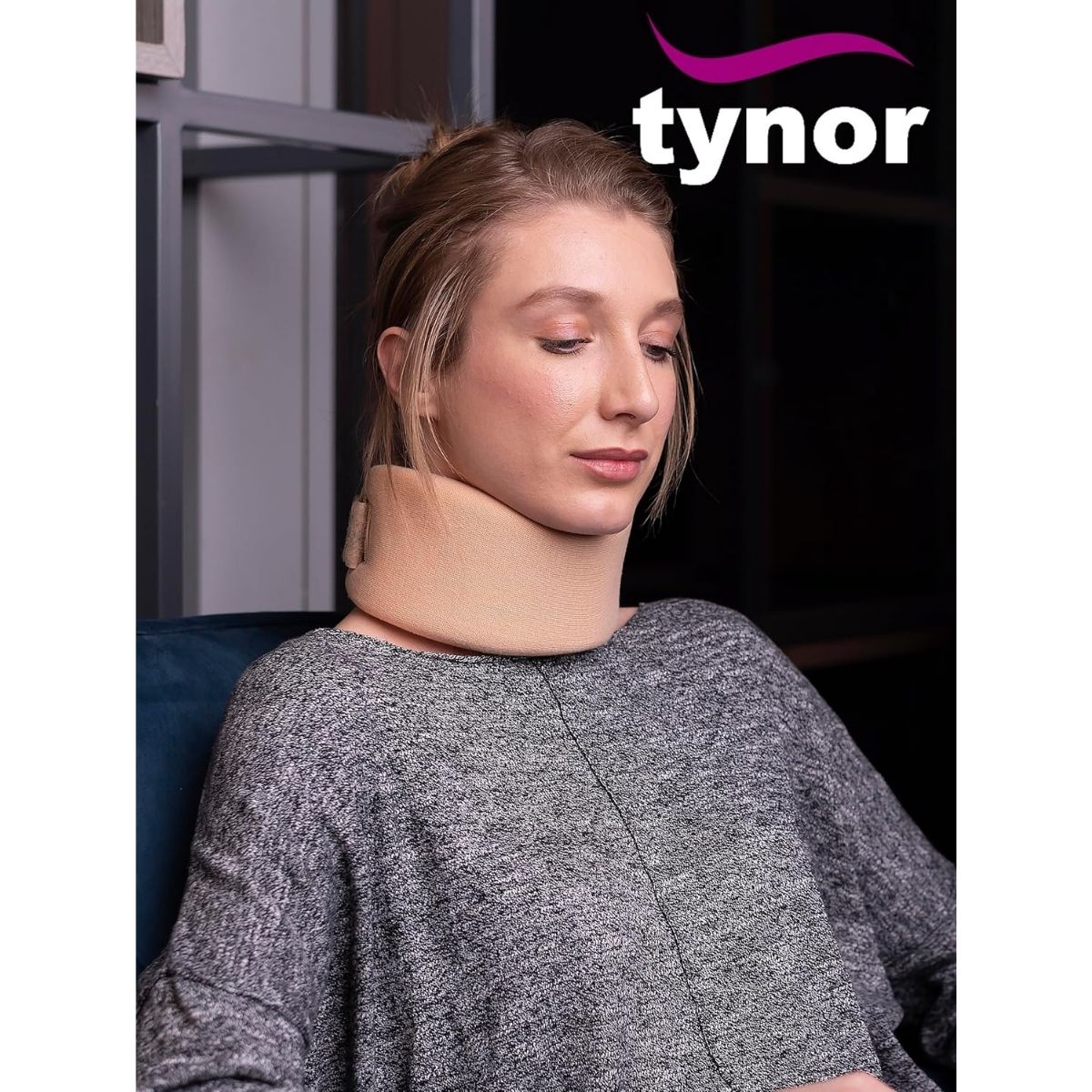 Collarin Suave Tynor Densidad Firme Cervical Velcro Ajustable
